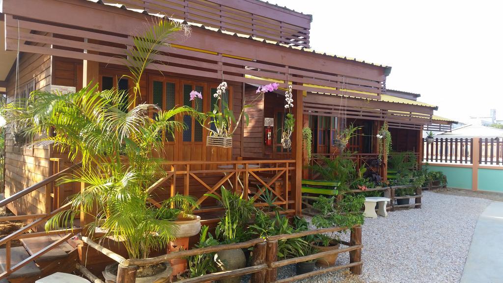 Happy Pensión Bungalow Sukhothai Exterior foto