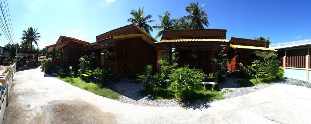Happy Pensión Bungalow Sukhothai Exterior foto